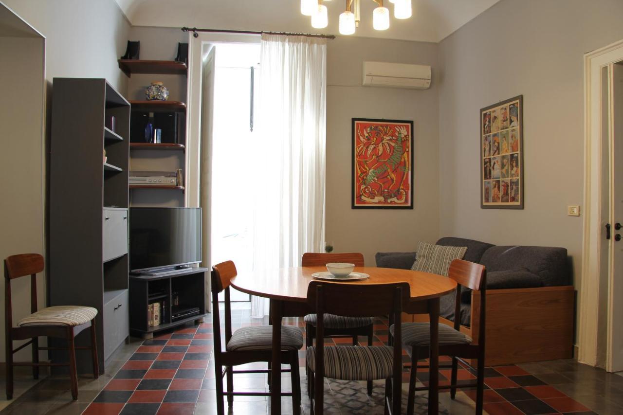 Casa Vacanza Icaros, Ortigia Hictoric Center, 200 Mt From The Beach Syracuse Bagian luar foto