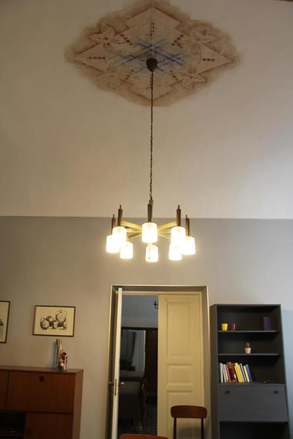 Casa Vacanza Icaros, Ortigia Hictoric Center, 200 Mt From The Beach Syracuse Bagian luar foto
